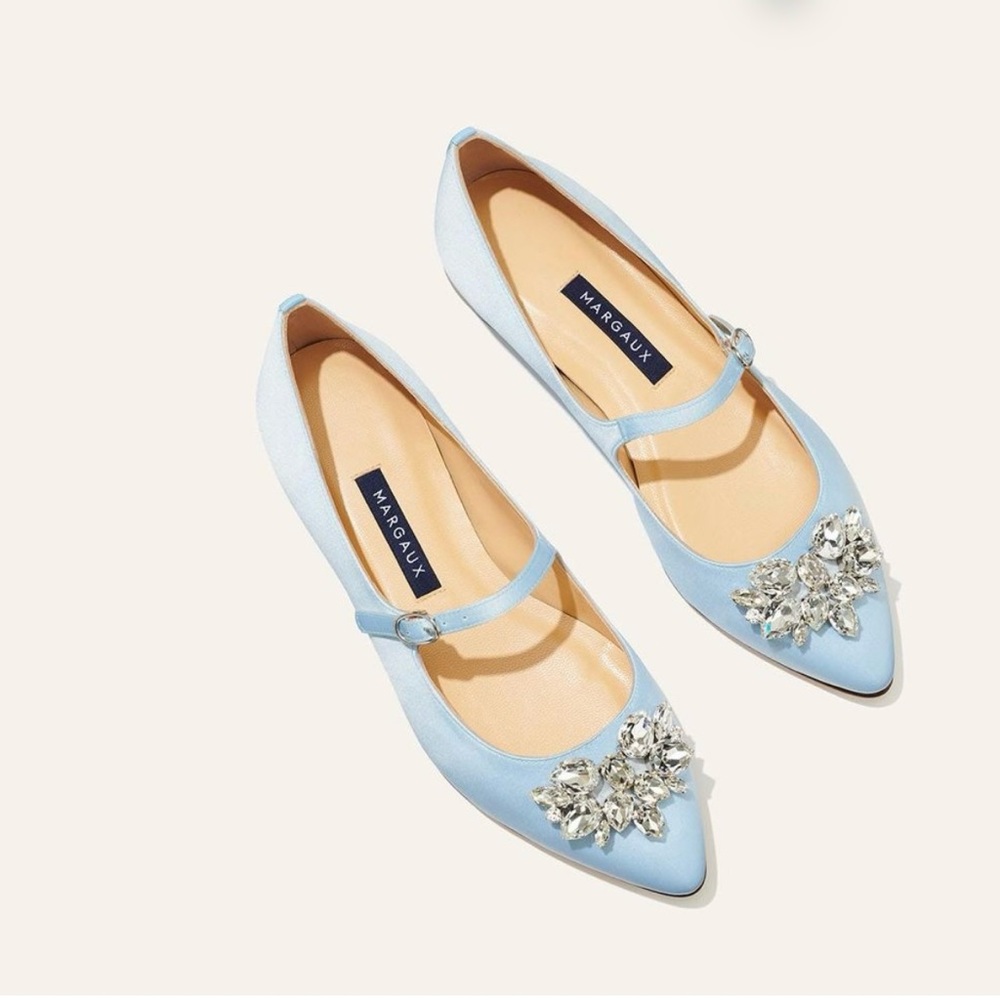 (Not for sale) ISO Margaux Aster Satin in blue size 7 or 7.5